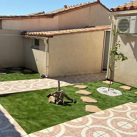 La Lagune Piscine Et Prives 8 Couchages Parking Prive Et Borne De Recharge Electrique * Le Barcarès